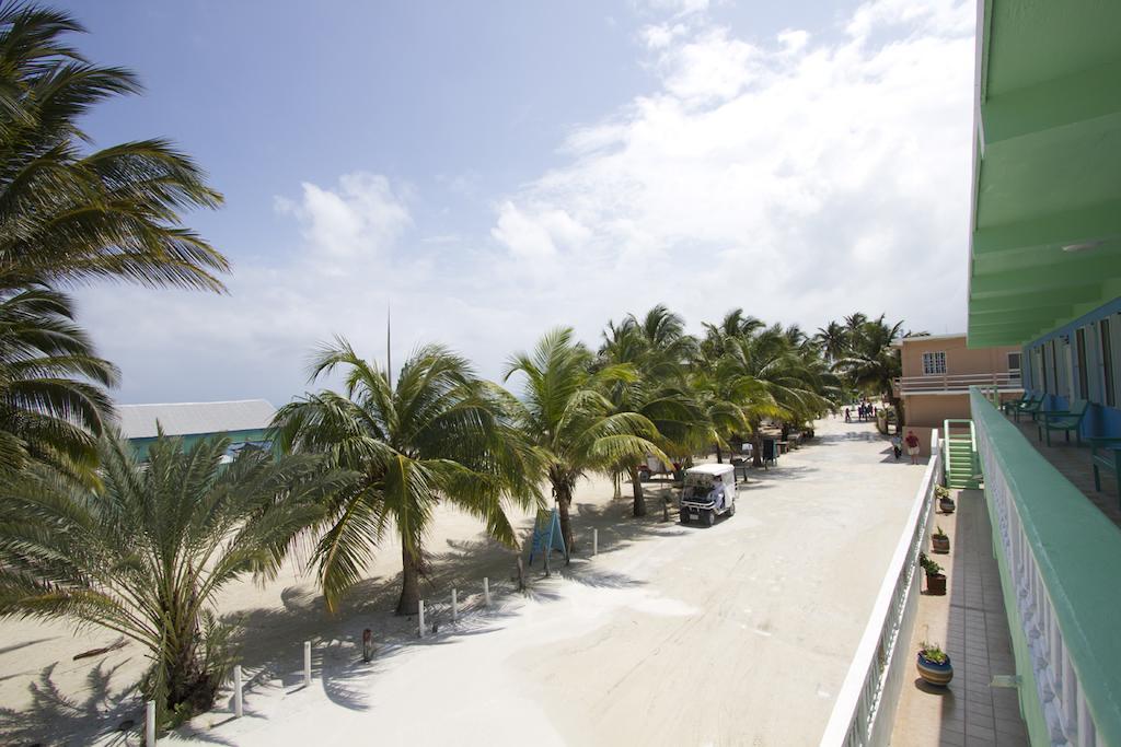Rainbow Hotel Caye Caulker Kültér fotó